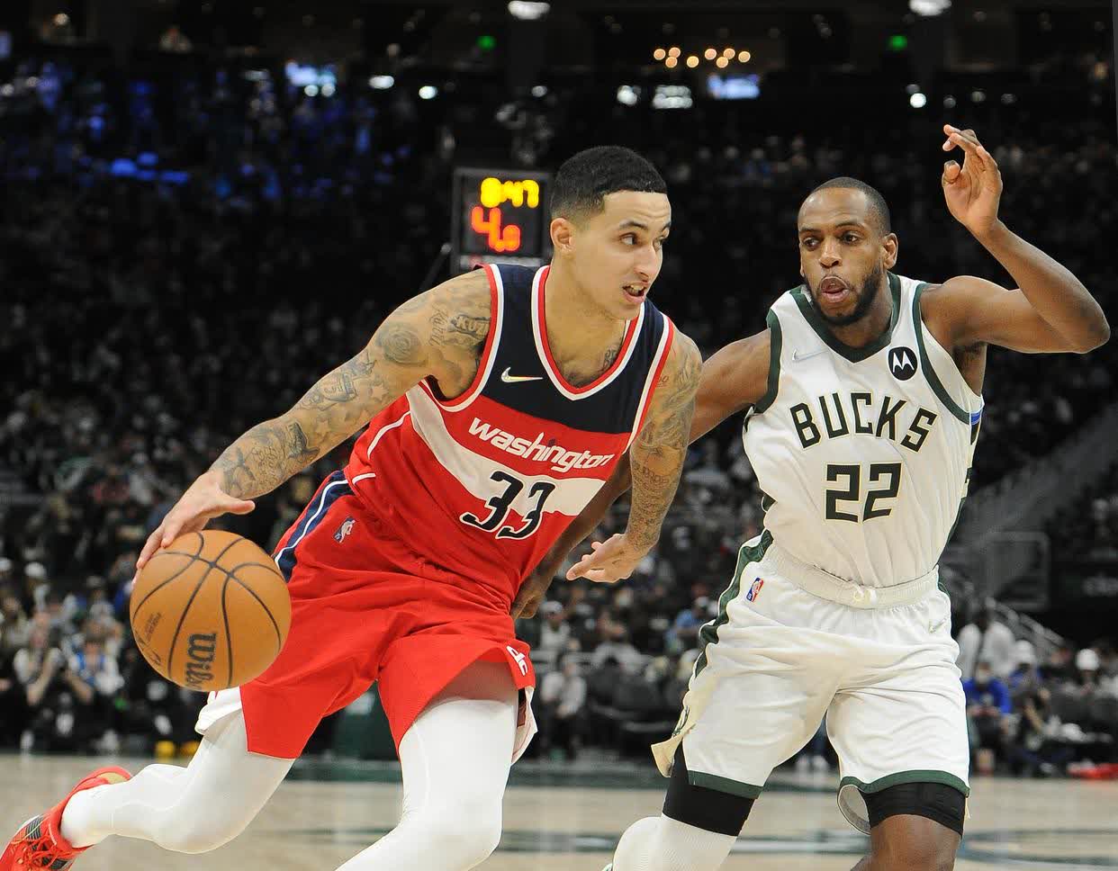 爱游戏体育app下载赛地聚焦——德甲国际比赛日热度飙升，密尔沃基雄鹿更衣室发声，媒体盛赞，控场能力受关注的简单介绍